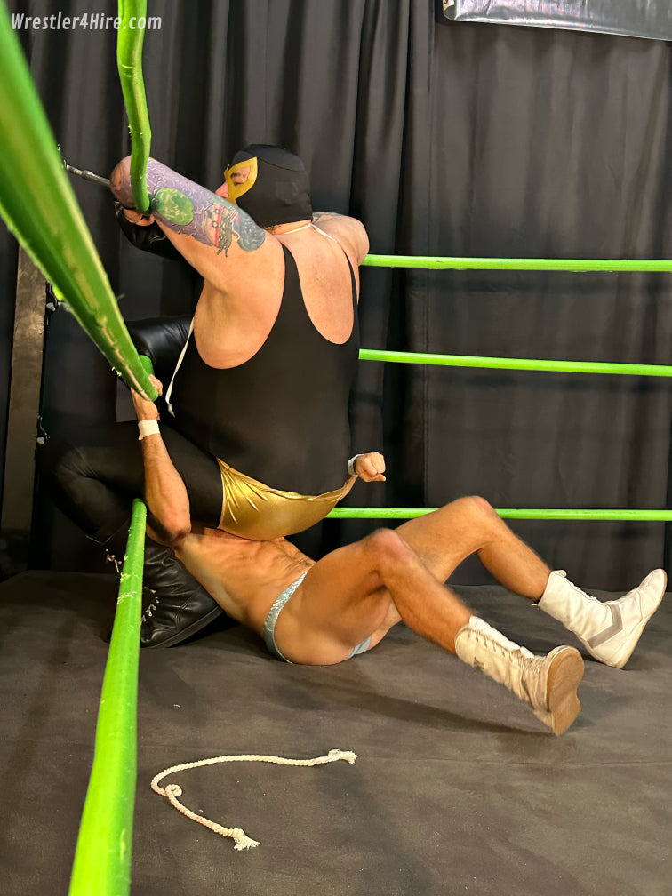 HAIRY HUNK HUMBLED & SQUASHED: Blayne vs. Golden Terror