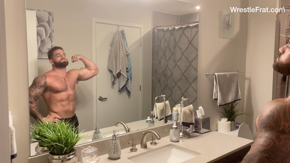 HAIRY VS. SMOOTH ROOMMATE MATCH!