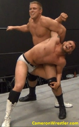 Nick Justice vs. Bucky Lawless (Pros Up-Close)