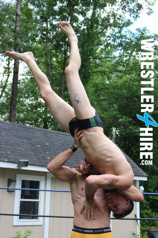 Jayden Mayne vs. Zach Reno (Loser Does Chores)