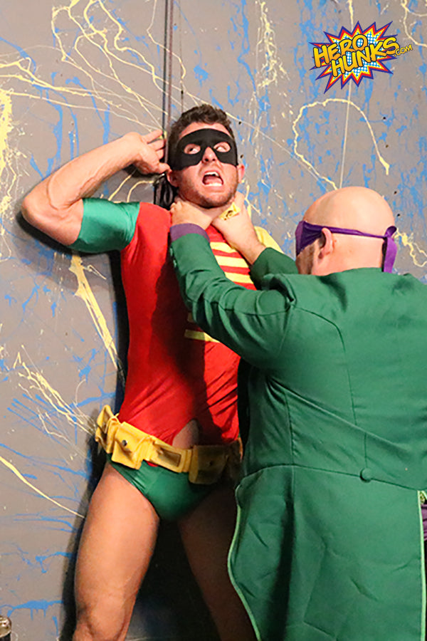 Dark Detective & Detective Lad vs. Riddlez